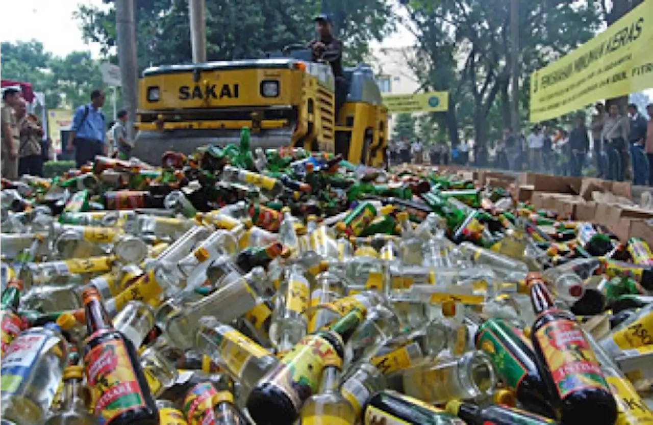 Polres Metro Depok Sita 320 Botol Minuman Keras Jenis Ciu