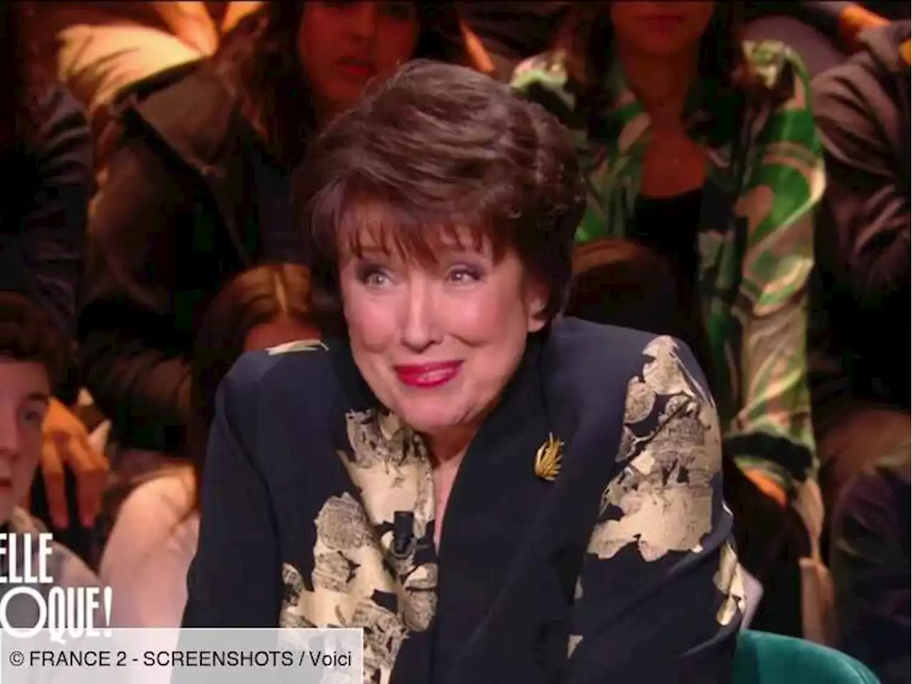 Roselyne Bachelot sous le charme de Youssouf Fofana, le footballeur mal à l’aise (ZAPTV) - Voici