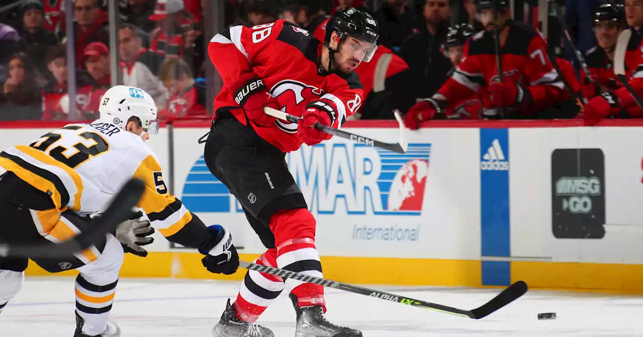 Dougie Hamilton's power play goal in overtime lifts Devils over Penguins