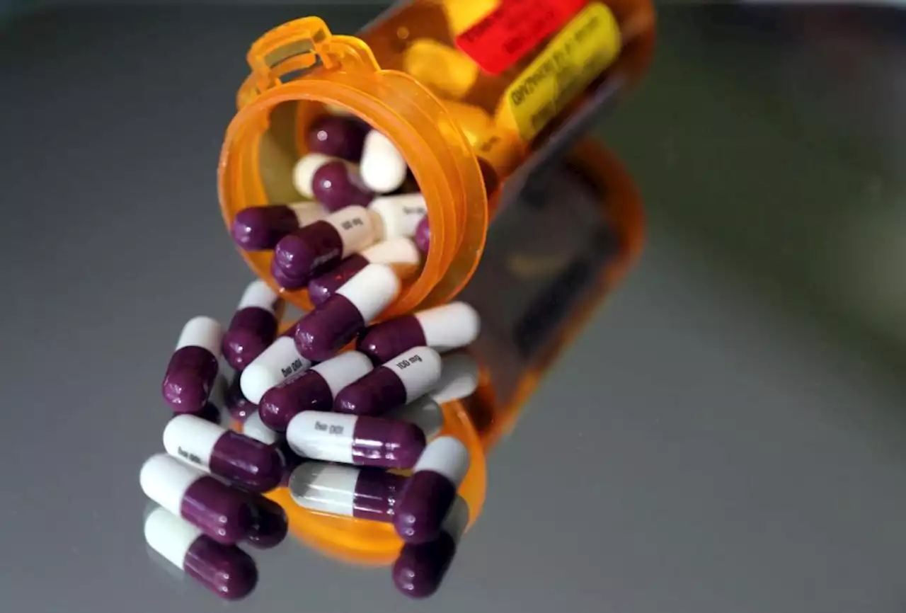 Colorado psychologists would be allowed to prescribe mental health medications under new bill