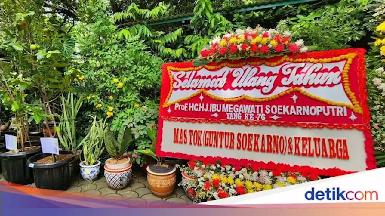 Tak Ada Perayaan, Kediaman Megawati Banjir Karangan Bunga Ucapan Ulang Tahun