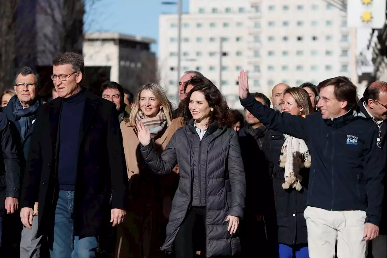 Feijóo ofrece un pacto para que gobierne la lista más votada y sortear a Vox