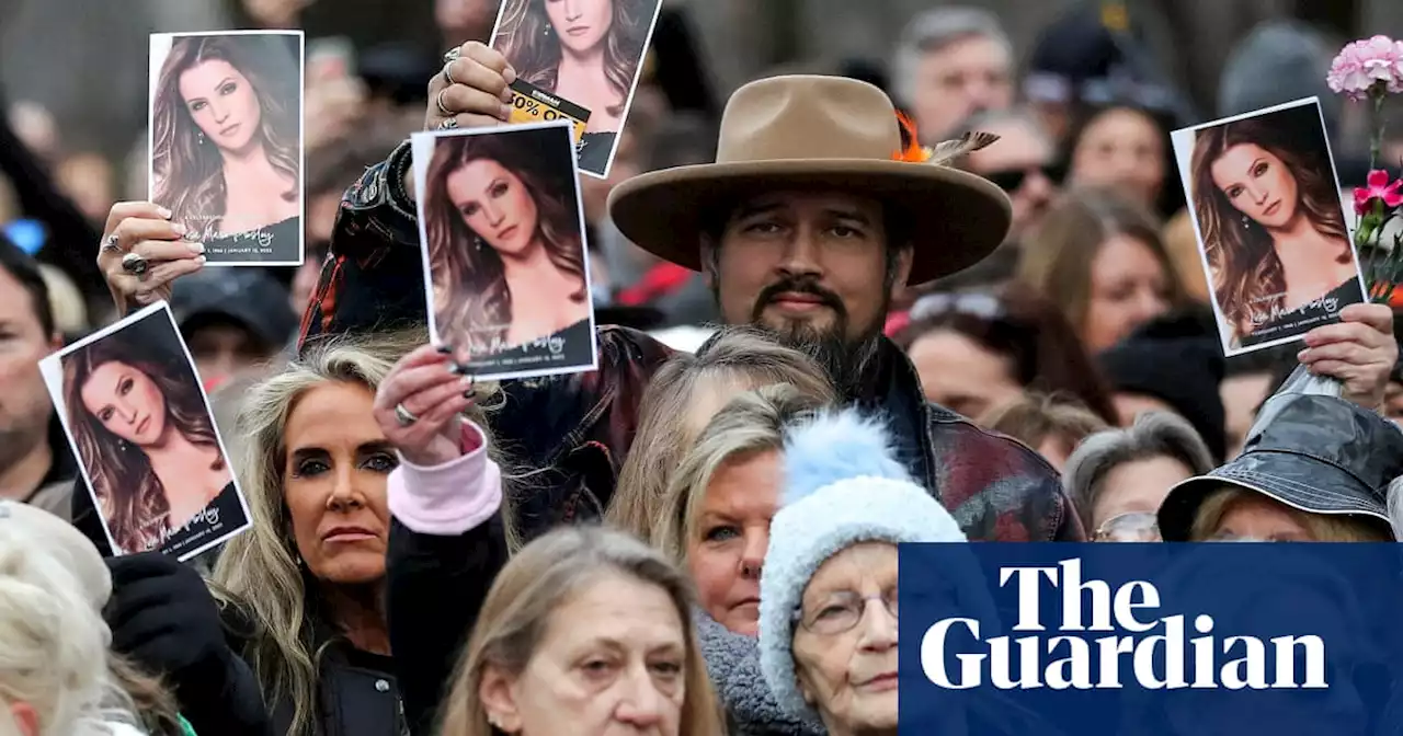 Hundreds gather to mourn Lisa Marie Presley at Graceland memorial service