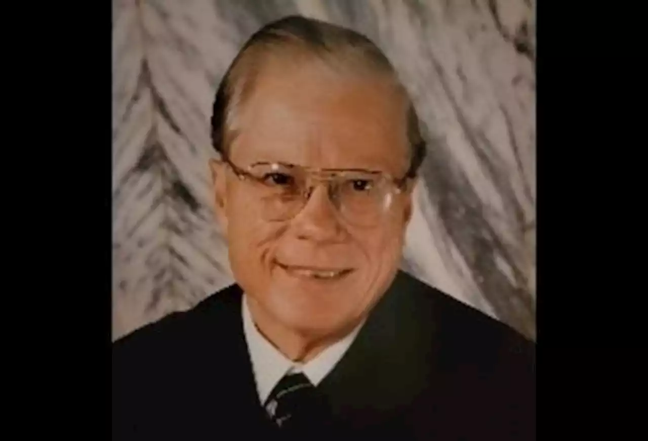 Former judge known as 'Stearn Shearn' dies at 95, remembered fondly by those he worked with