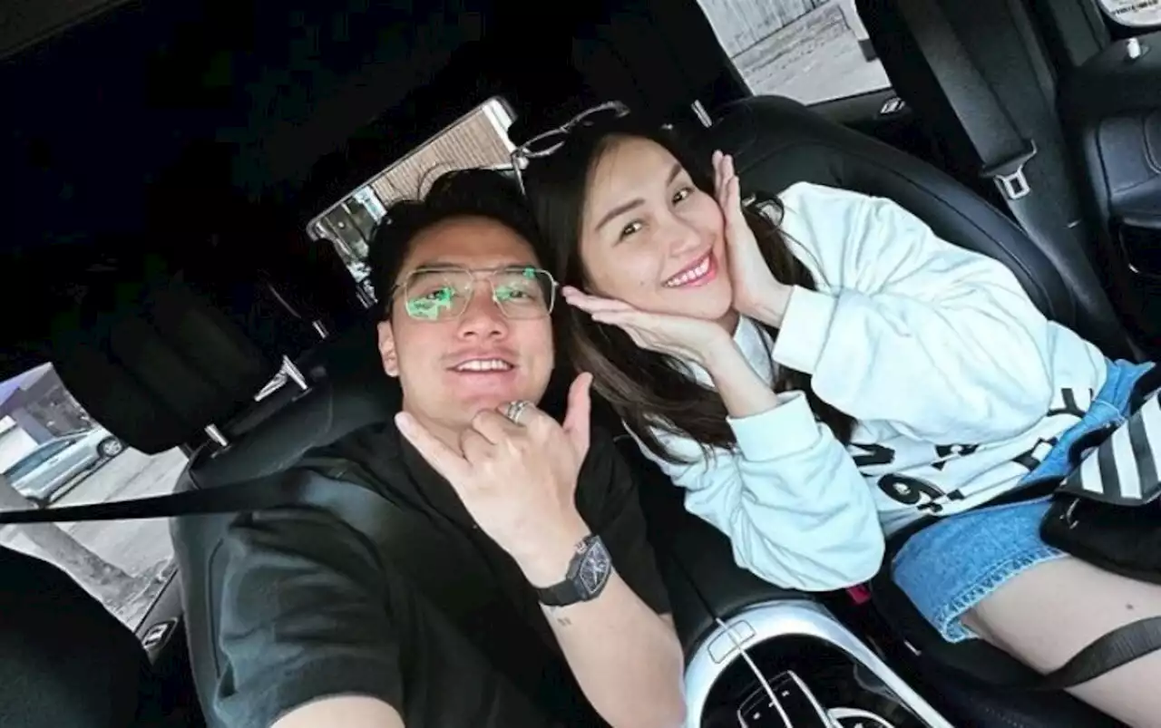 Ayu Ting Ting dan Boy William Kembali Jadi Perbincangan Netizen, Ini Sebabnya