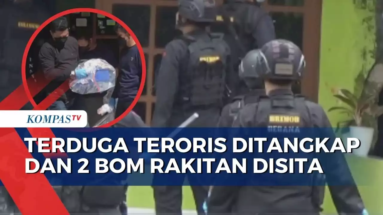 Densus 88 Tangkap Terduga Teroris dan Sita 2 Bom Rakitan dari Rumah Terduga