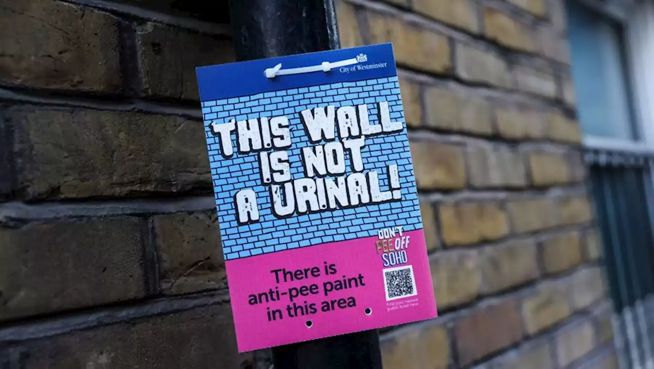 A Londres, une peinture 'anti-pipi' pour empêcher les hommes d'uriner dans la rue