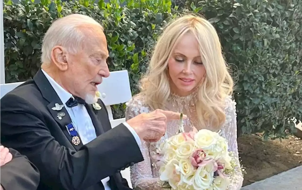 Buzz Aldrin, astronauta de Apolo 11, se casa a los 93 años