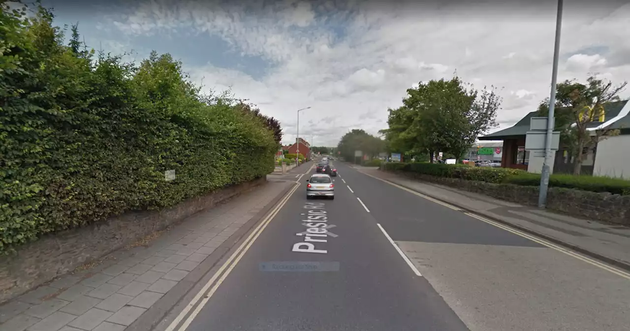 Part of Nottinghamshire road blocked after crash