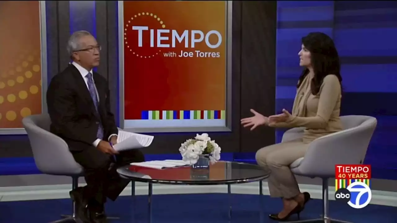 Tiempo 10/01/23: Migrant crisis in NYC, Roberto Clemente exhibit, regional Mexican music