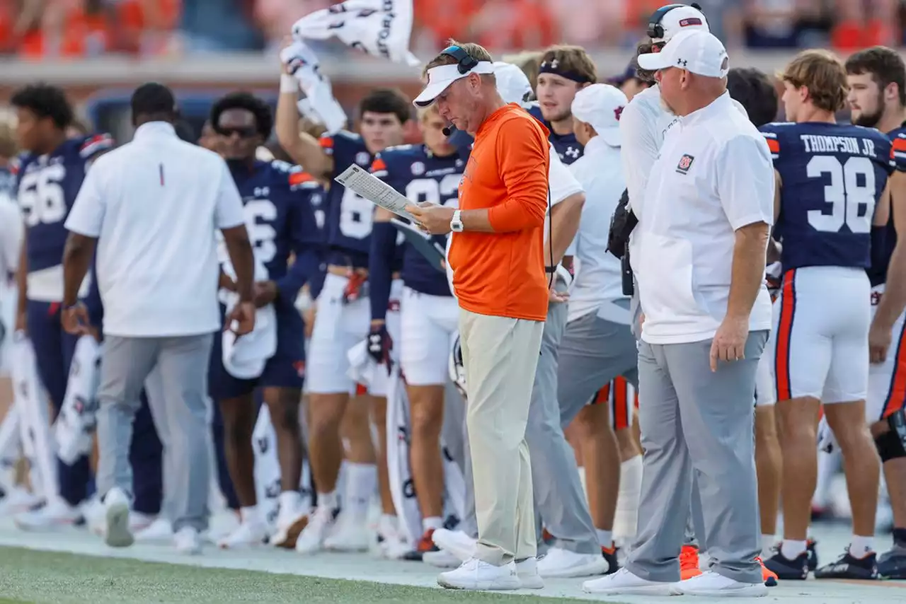 Auburn football: After near upset against Georgia, what is the playcalling plan?