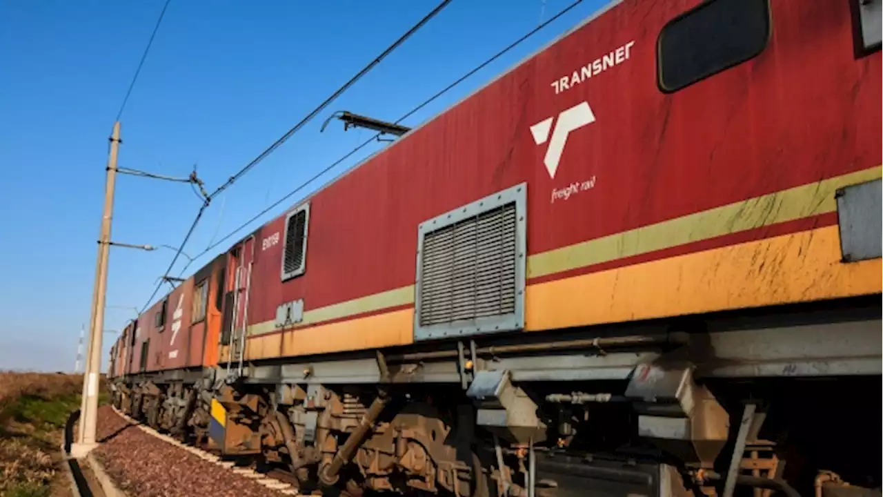 South Africa’s Transnet May Rehire Skilled Workers: Sunday Times