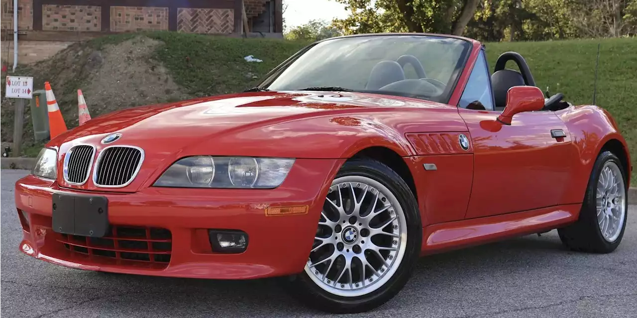 2000 BMW Z3 2.8 Roadster Is Today's Bring a Trailer Pick