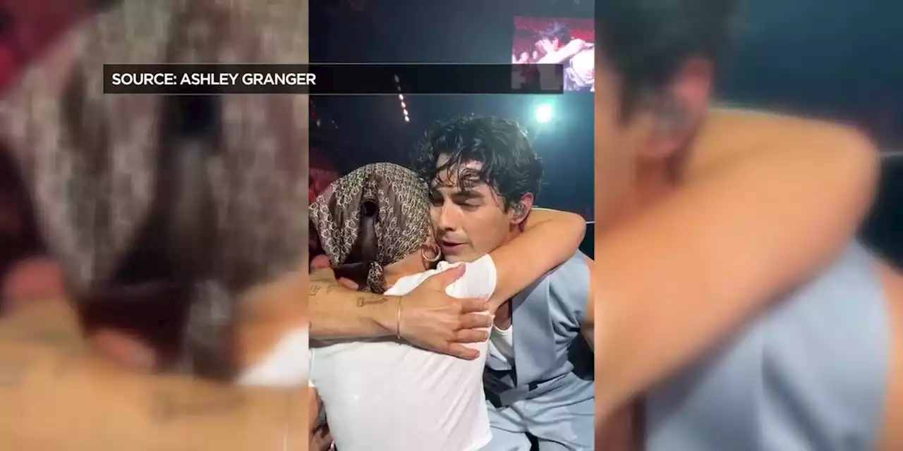 Northeast Ohio cancer survivor gets hug from Jonas Brother during Cleveland performance