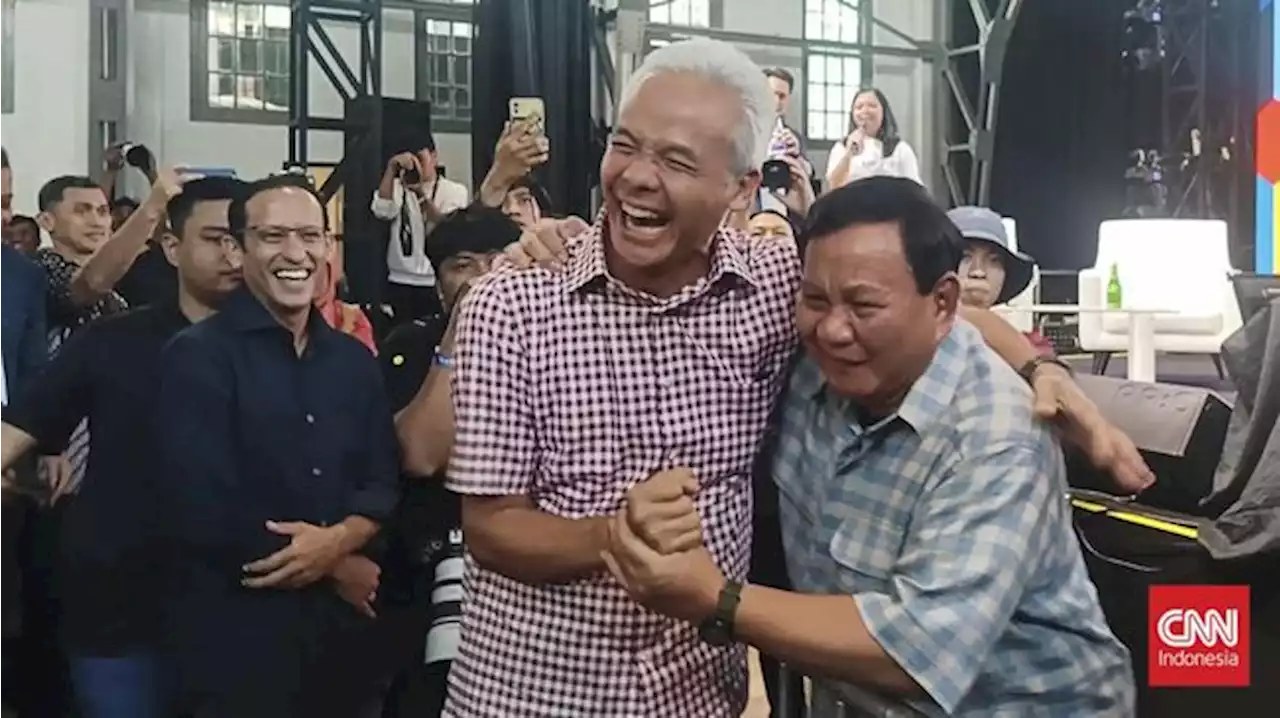 Prabowo Angkat Jempol Ditanya Potensi Duet Bareng Ganjar