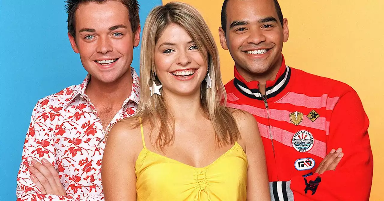 Holly Willoughby was 'told to not wear a bra' on kids TV to be more 'attractive'