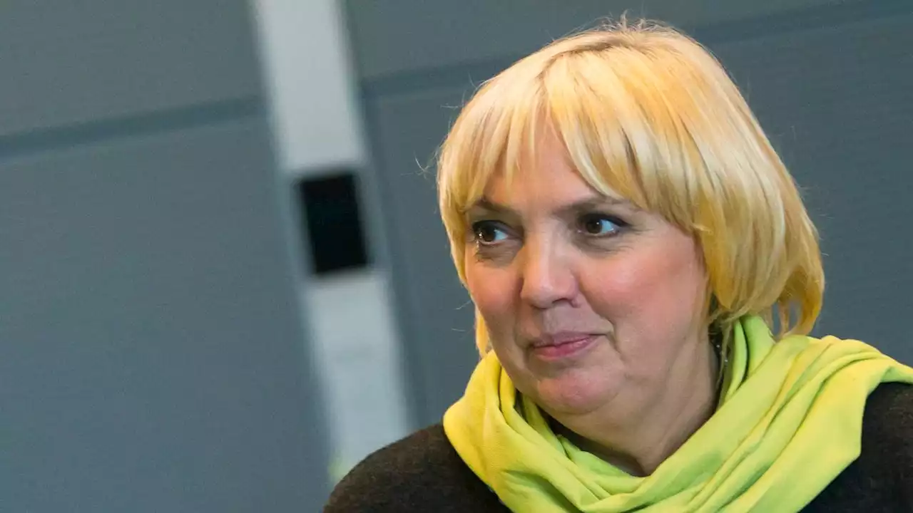 Claudia Roth: Kulturstaatsministerin wendet sich gegen Schließung von Weltkriegsgedenkstätte