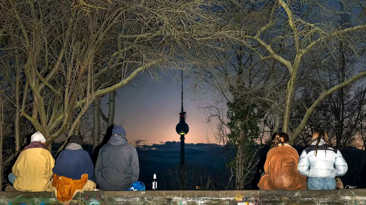 (S+) Was Berlin zur Weltstadt fehlt: »Berlin ist niemals fertig«, sagt John Kampfner