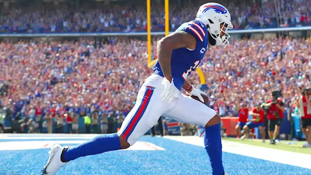 Josh Allen throws 4 TD passes, runs for score, Bills rout division rival  Dolphins 48-20 Florida & Sun News - Bally Sports