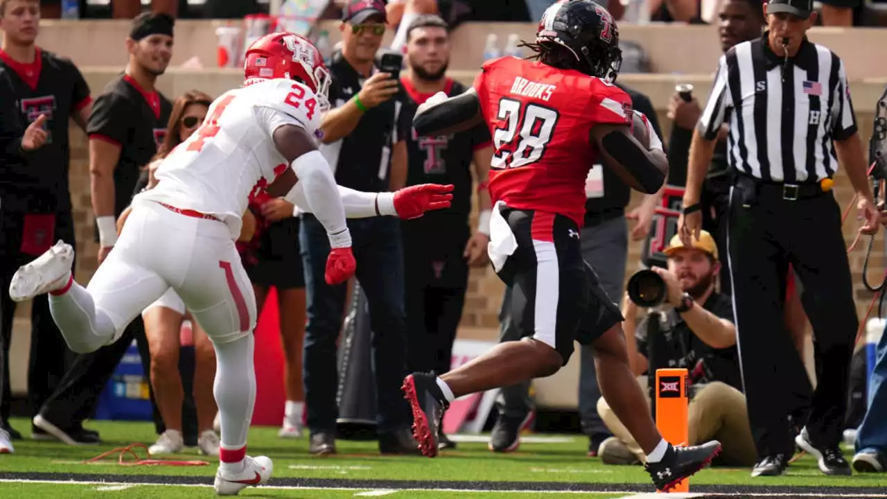 Kickoff return, blocked punt spark Texas Tech in 49-28 win over Houston