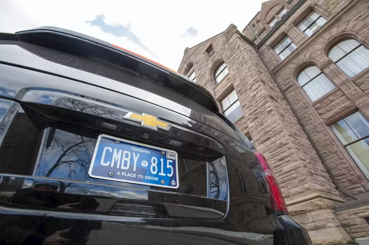 My licence plates have faded. How long should they last and must I pay to replace them?