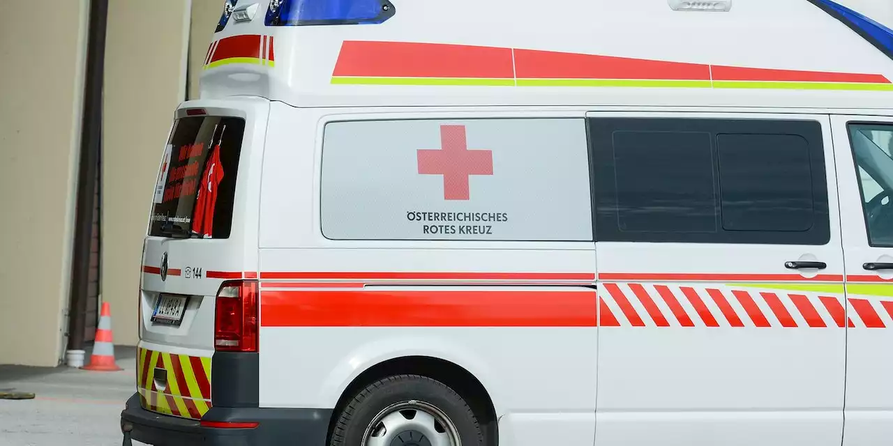 In Dämmerung gegen Leitschiene – Biker (50) sofort tot