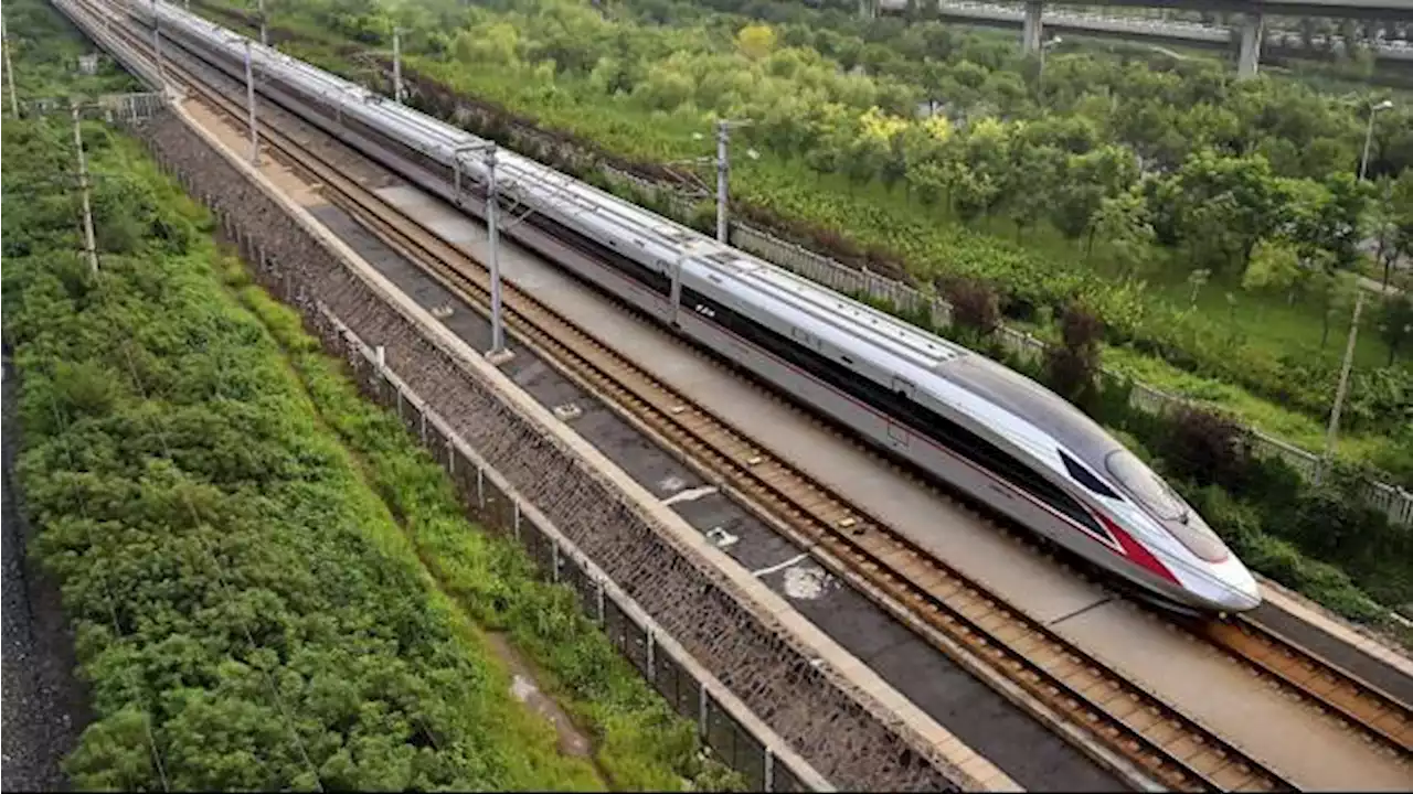 Kereta Cepat Jakarta-Bandung Whoosh Diresmikan Besok 2 Oktober, Berapa Tarifnya?