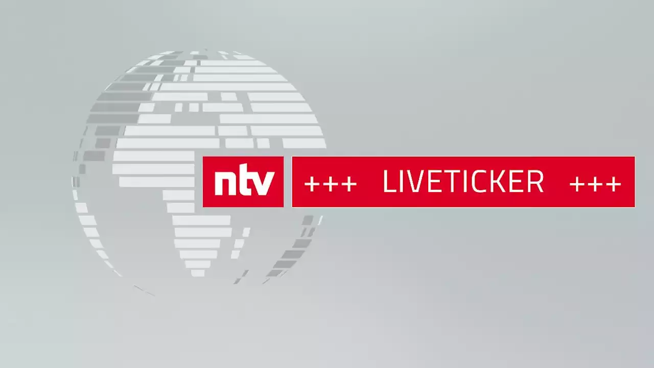 +++ 21:55 Selenskyj: 'Die Ukraine wird nie wieder mit ihrer Souveränität für illusorische Friedensversprechen bezahlen' +++