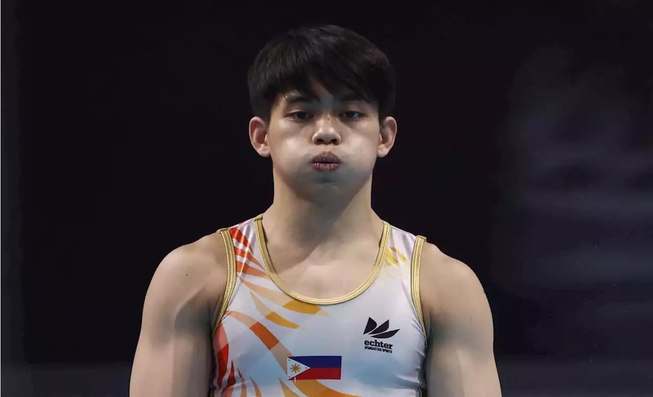 Carlos Yulo falls twice in nightmarish World Championships start, misses all-around final