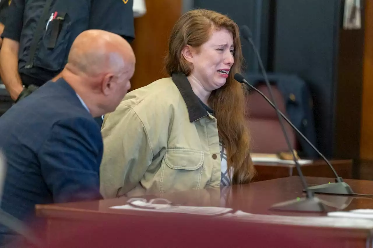 Woman Who Fatally Shoved Broadway Coach Receives Longer-Than-Expected Prison Sentence