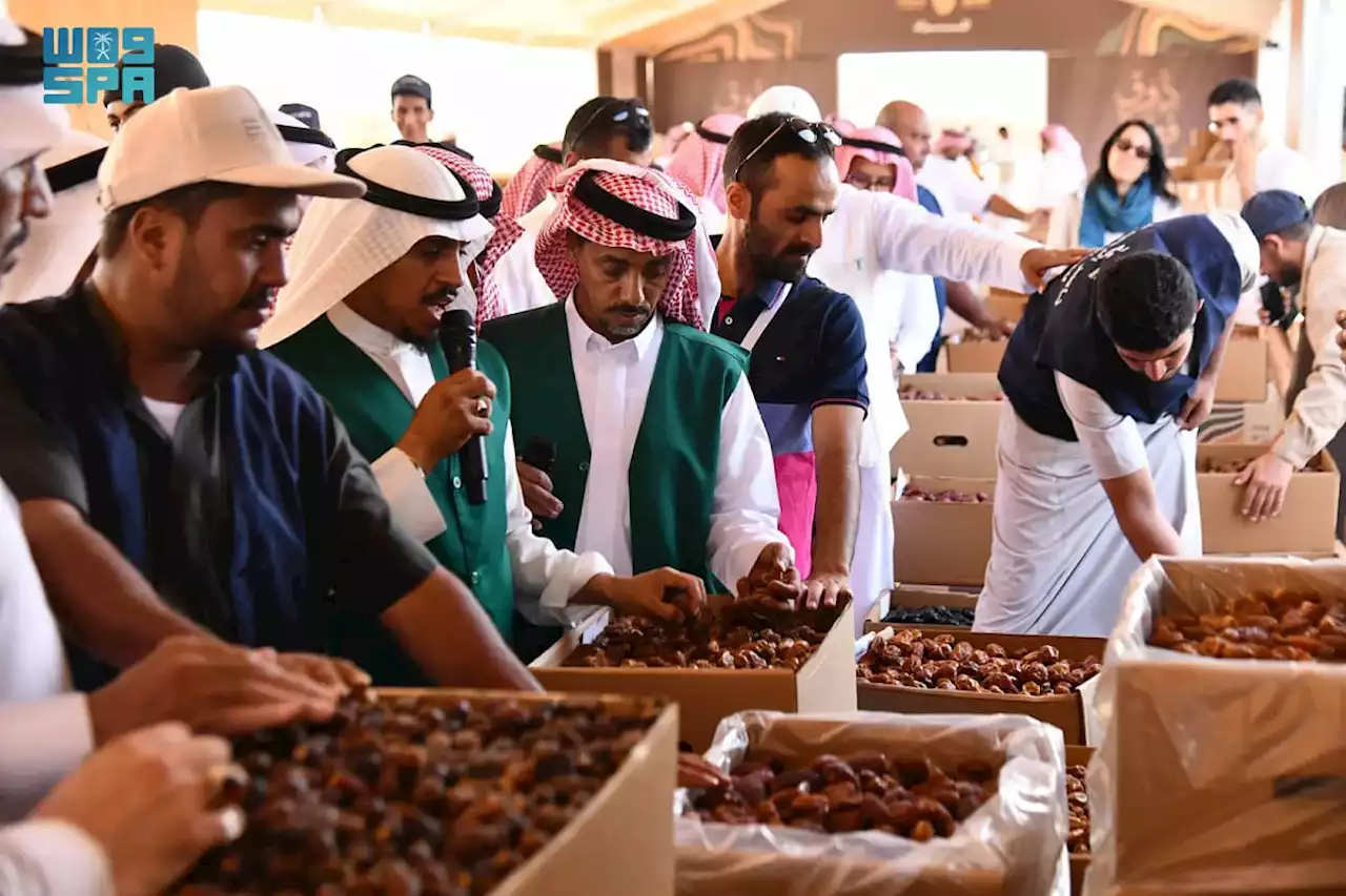 بكمية تُقدّر بأكثر من 500 ألف طن.. 'مزاد تمور العُلا' يحقق مبيعات تجاوزت 6 ملايين ريال