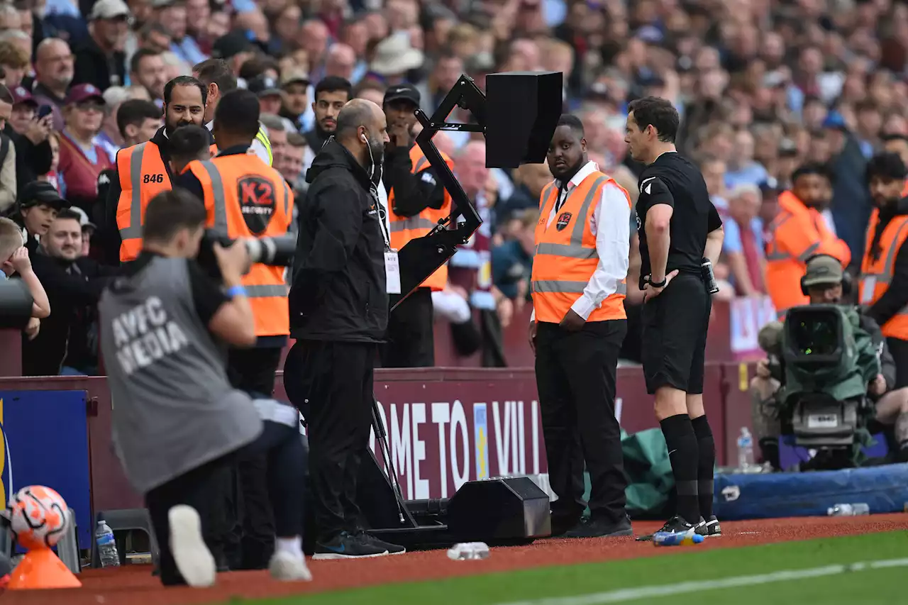 Referee removed from Premier League game after VAR mistake that cost Liverpool