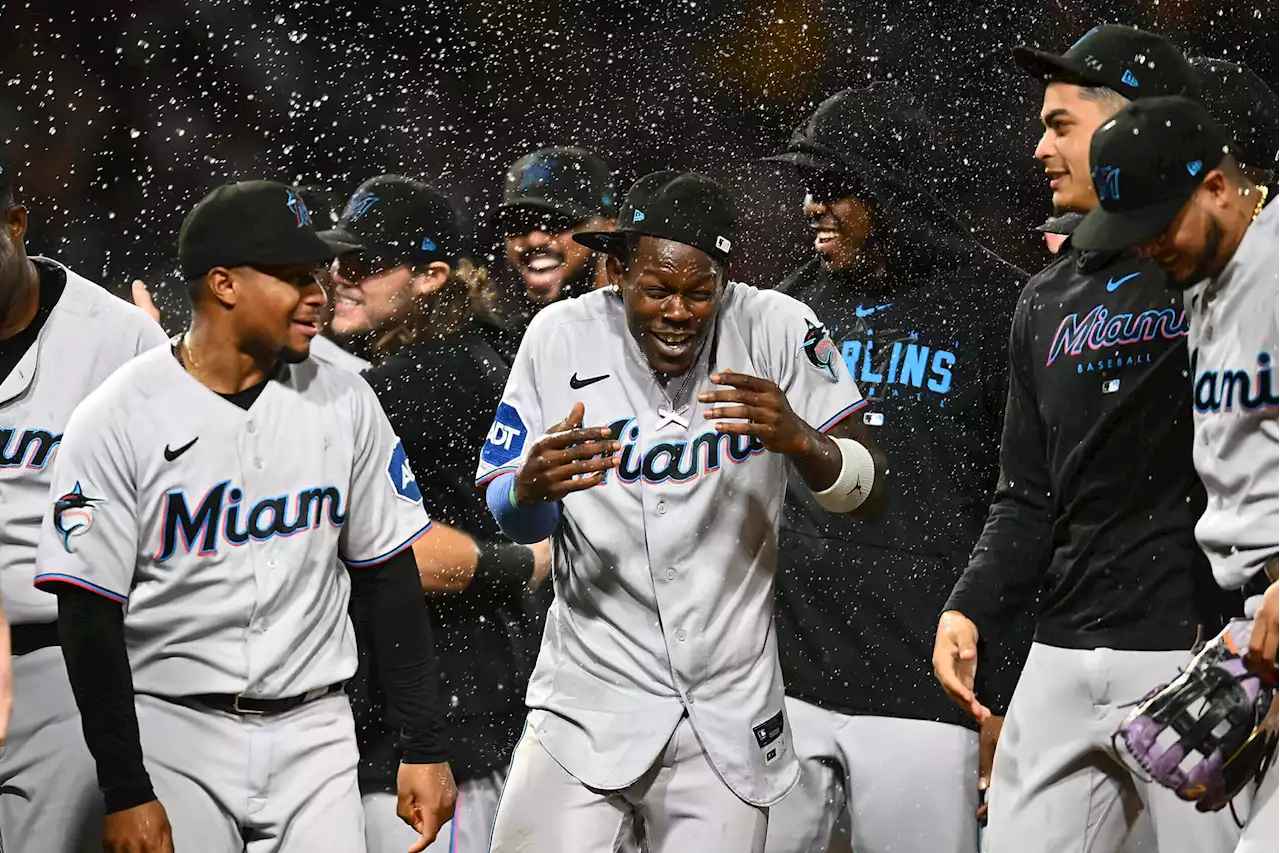 MLB playoff standings: 5 teams clinch spots