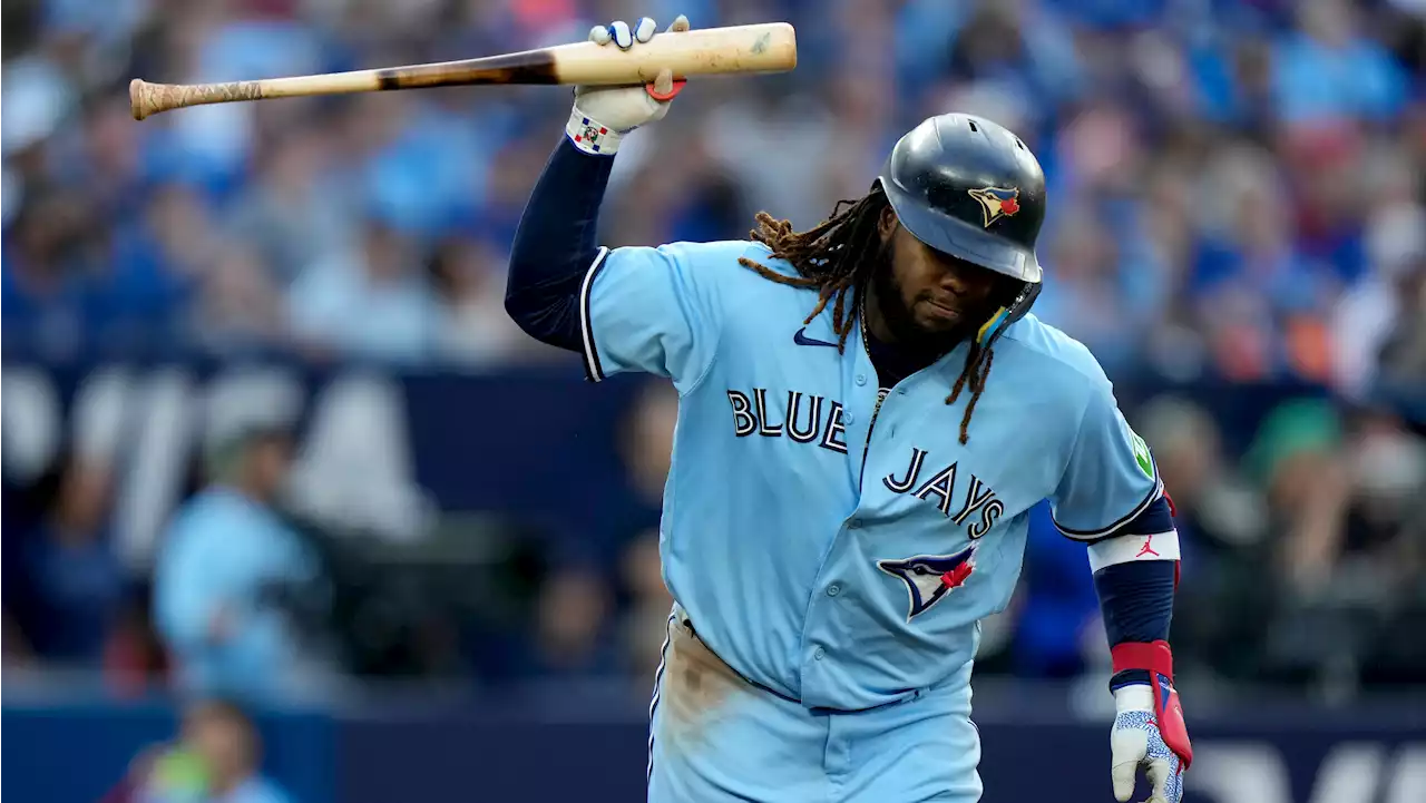 Toronto Blue Jays fail to clinch after falling to Tampa Bay Rays in 10 innings