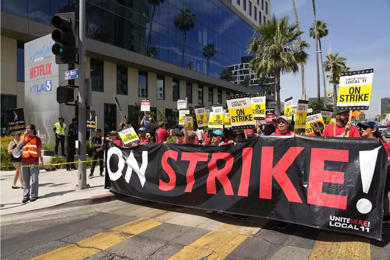 California governor rejects bill to give unemployment checks to striking workers