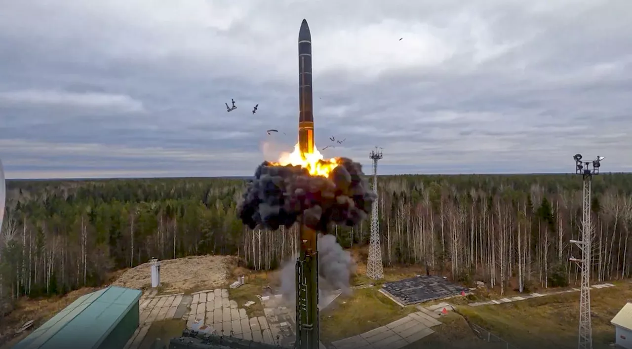 Russland treibt Pläne für Wiederaufnahme von Atomwaffentests voran ++ Rumänien verspricht Selenski Militärhilfe für Abwehrkampf