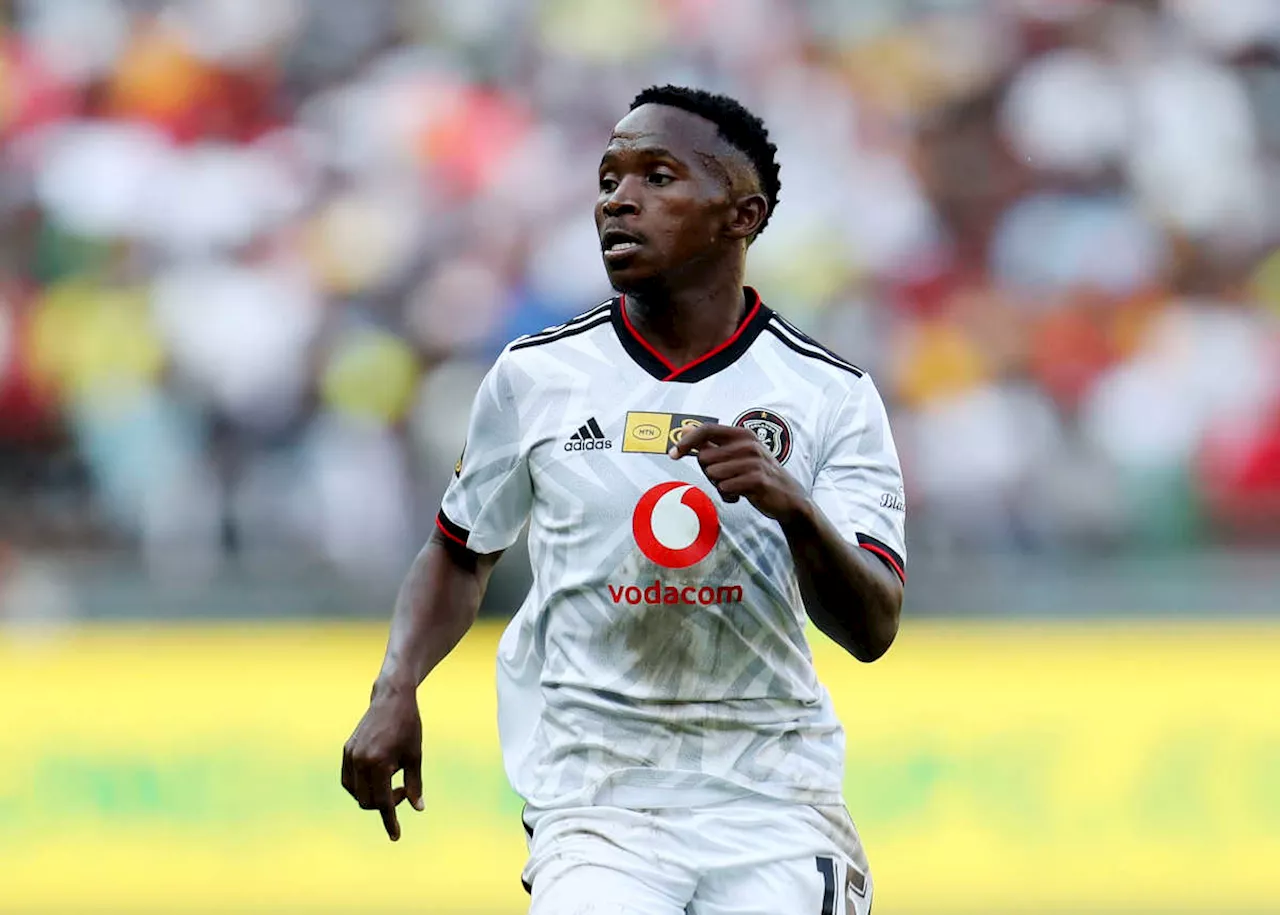 Kasi soccer skills: Orlando Pirates’ Ndabayithethwa Ndlondlo kasi skills [video]