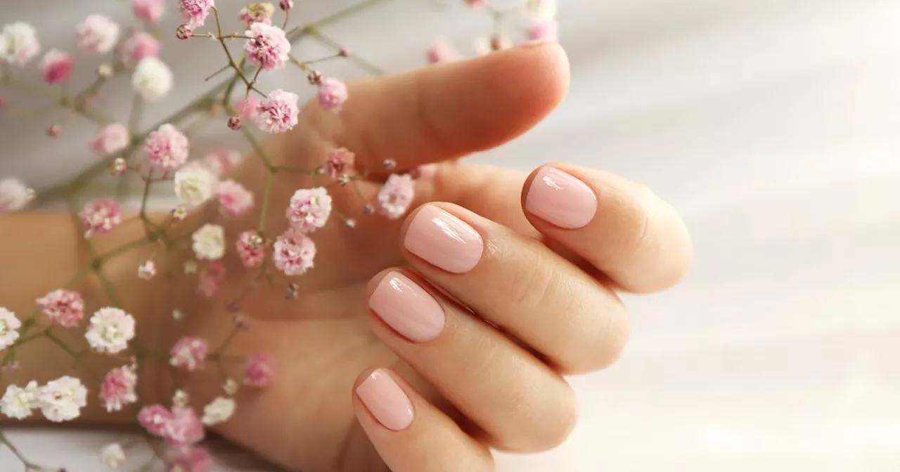 Herbstliche Nageltrends: Diese Farben sind für den Herbst 2023 angesagt