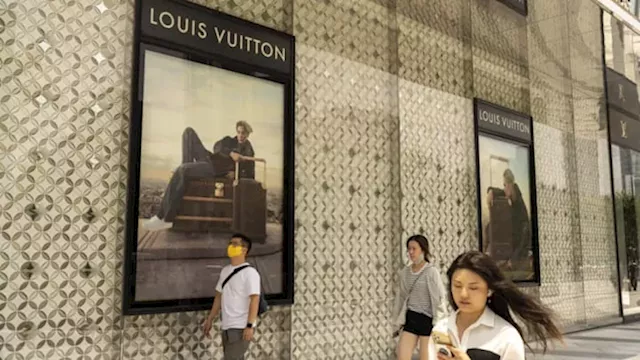 LVMH Miss, Luxury Slowdown Spook Investors and Send Shares