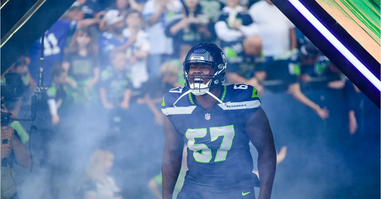 Report: Seahawks Charles Cross and Phil Haynes practice Wednesday, Damien Lewis remains out