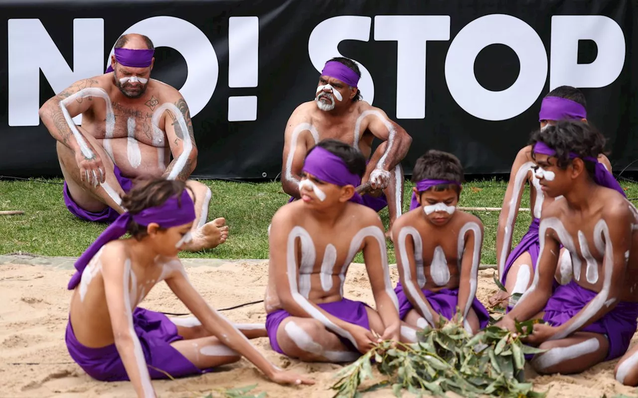 As Yes side struggles ahead of Australian referendum, Indigenous people hear harsher words than No