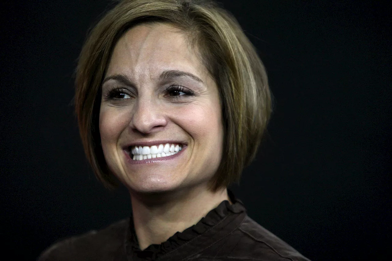 Former Olympic Gymnast Mary Lou Retton 'Fighting For Her Life' In ICU