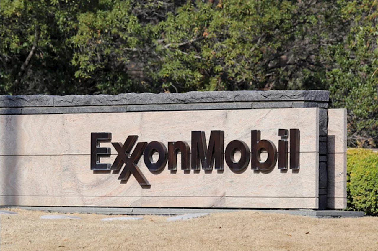 Exxon in talks to pay over $250 per share for Pioneer - Bloomberg News