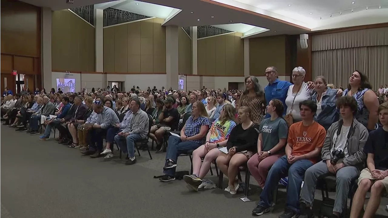 Members of Houston Muslim, Christian, and Jewish communities call for end to violence against civilians in Israel and Gaza