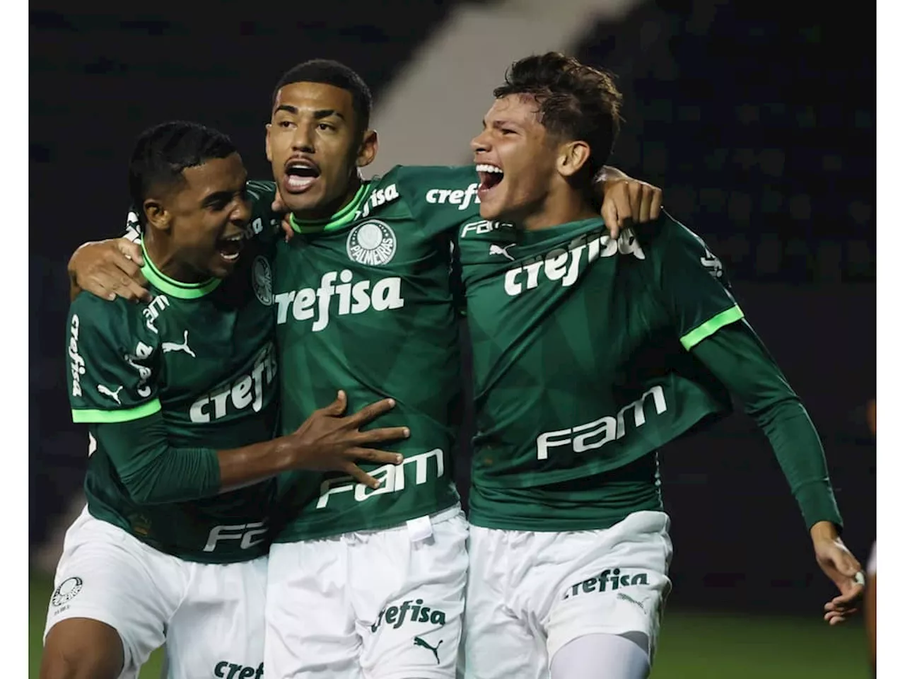 Palmeiras vence o Corinthians pelo Brasileirão Sub-17 - Lance!