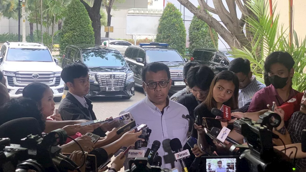 Gubernur Lemhannas Andi Widjajanto: Saya Merah, Ikut Arah Kebijakan PDIP