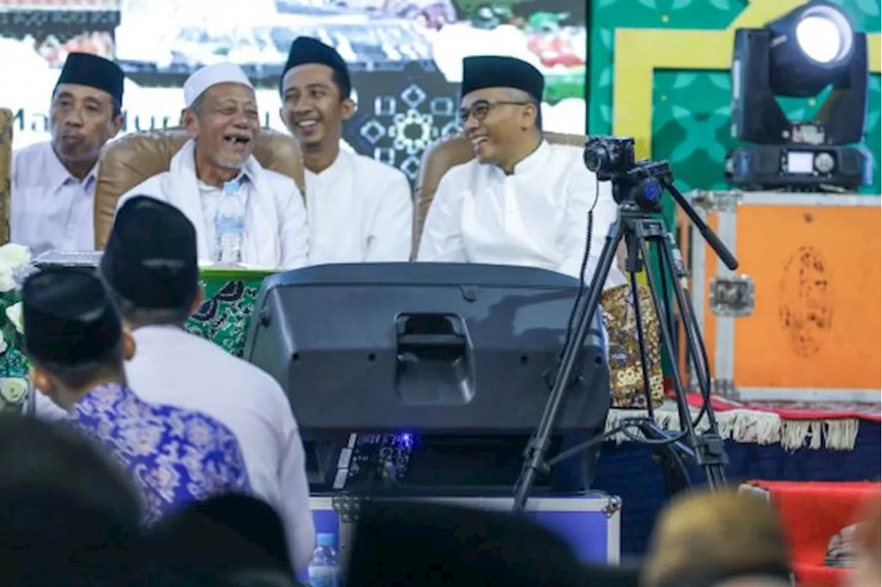 Elite PPP Hadiri Peringatan Maulid Nabi di Ponpes Al-Anwar