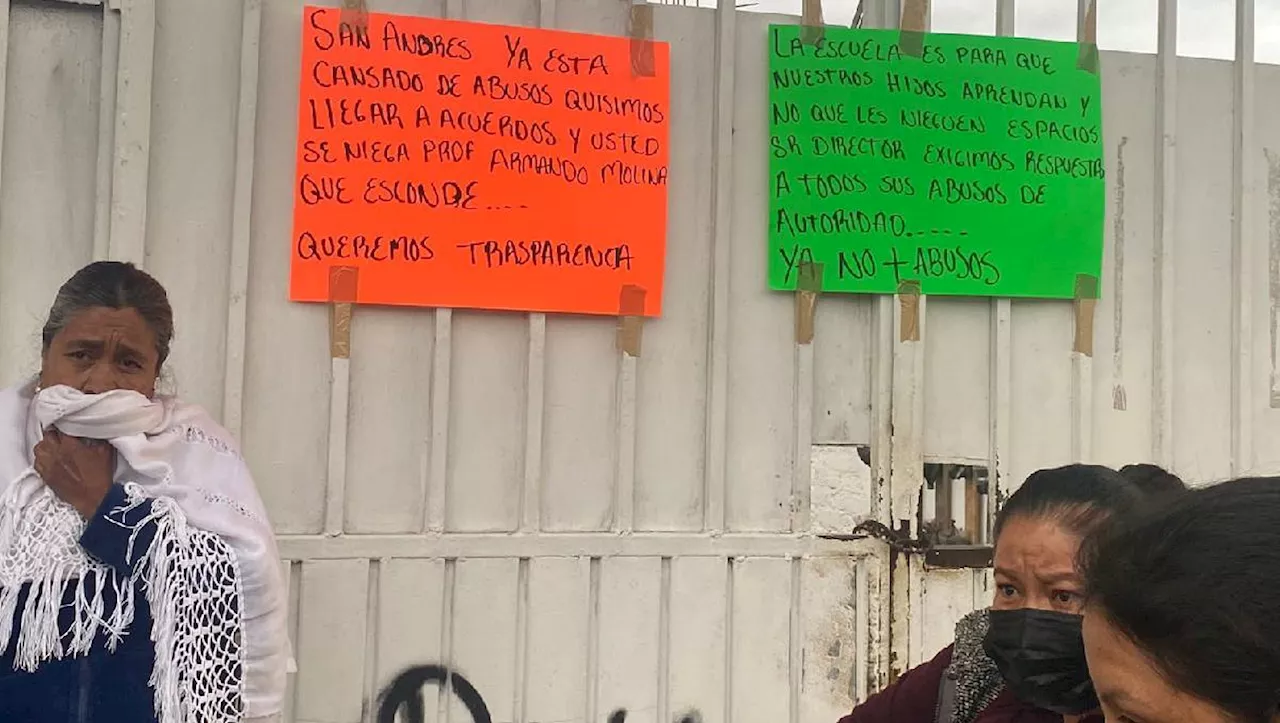 Padres de familia protestan contra cámaras instaladas en secundaria de Toluca