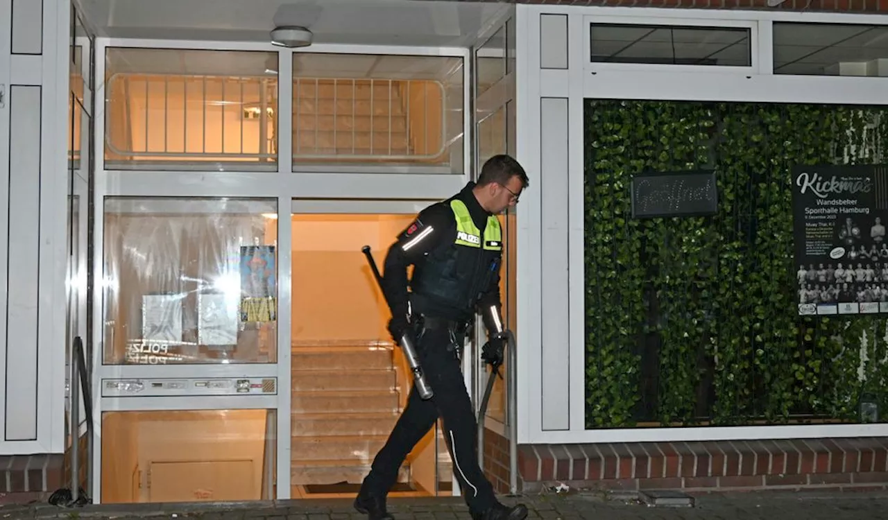 Wilde Randale und Todesdrohungen: Polizei räumt Haus bei Hamburg