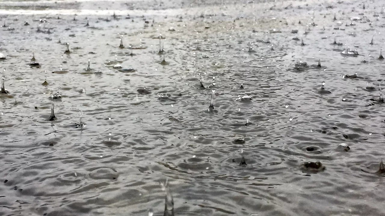 Timeline: Several rounds of rain, severe weather threat loom in Chicago's forecast